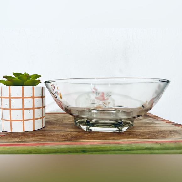 1960's Mid-Century Glass Pink/Gold
Floral Chip & Dip Bowl - Picture 2 of 10
